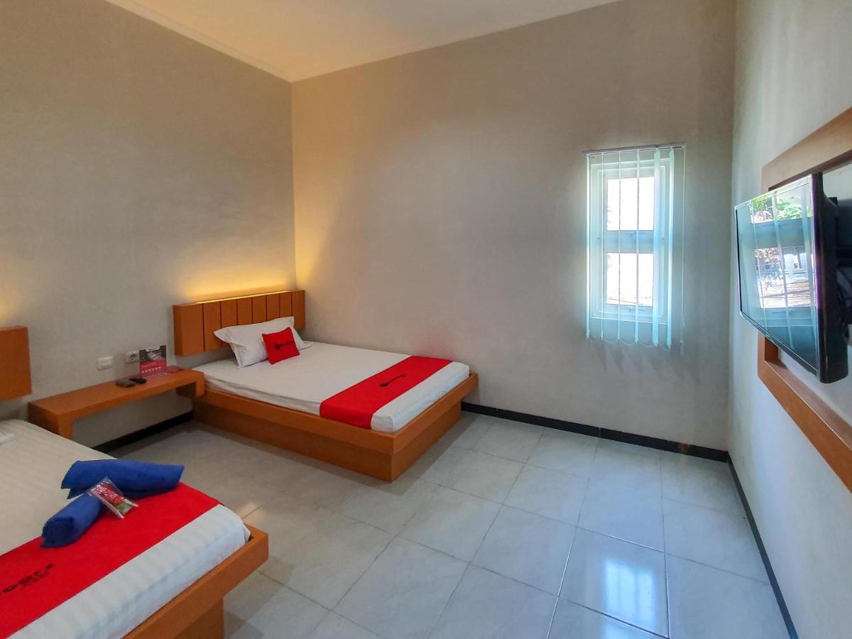 Reddoorz Syariah Near Solo Paragon Mall 2 Bonorejo المظهر الخارجي الصورة