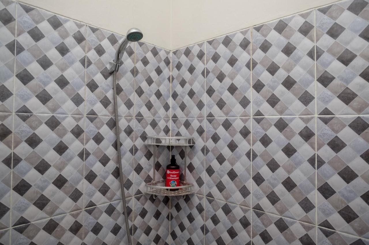 Reddoorz Syariah Near Solo Paragon Mall 2 Bonorejo المظهر الخارجي الصورة